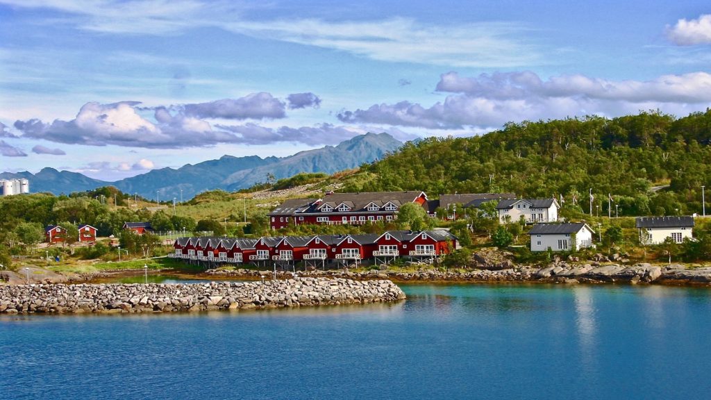 Norwegen mit seinen Fjörden und Seen in Skandinavien