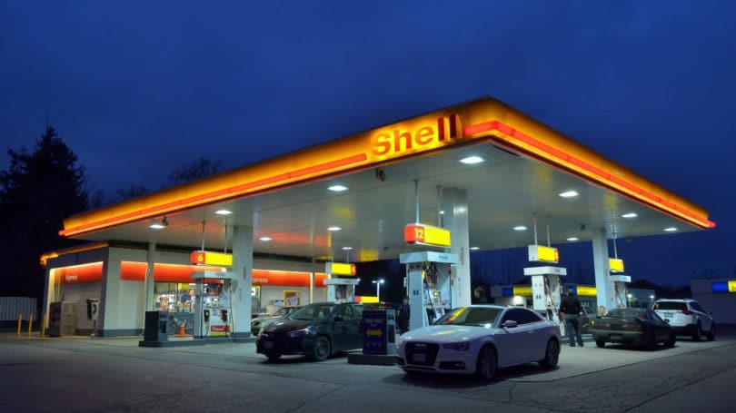 Shell Tankstelle in Frankreich.