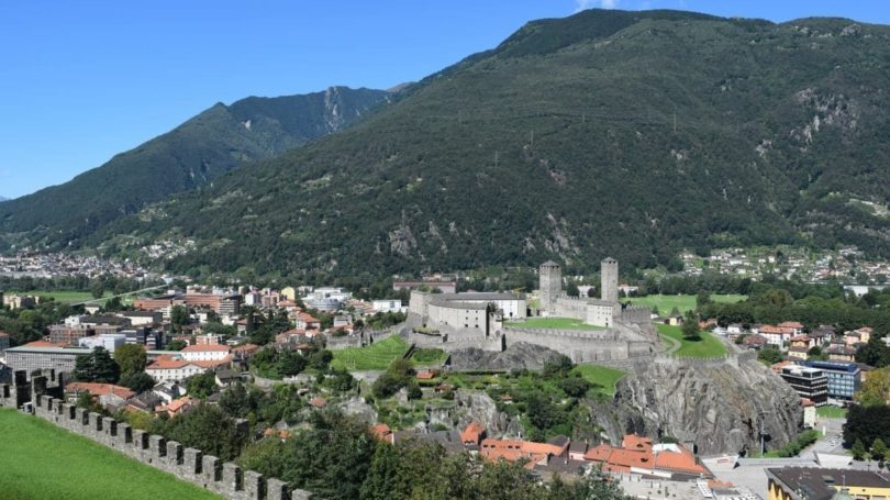 Die Stadt Bellinzona in der Schweiz