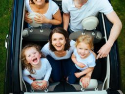 Was ist der richtige Mietwagen für die Familie im Urlaub?